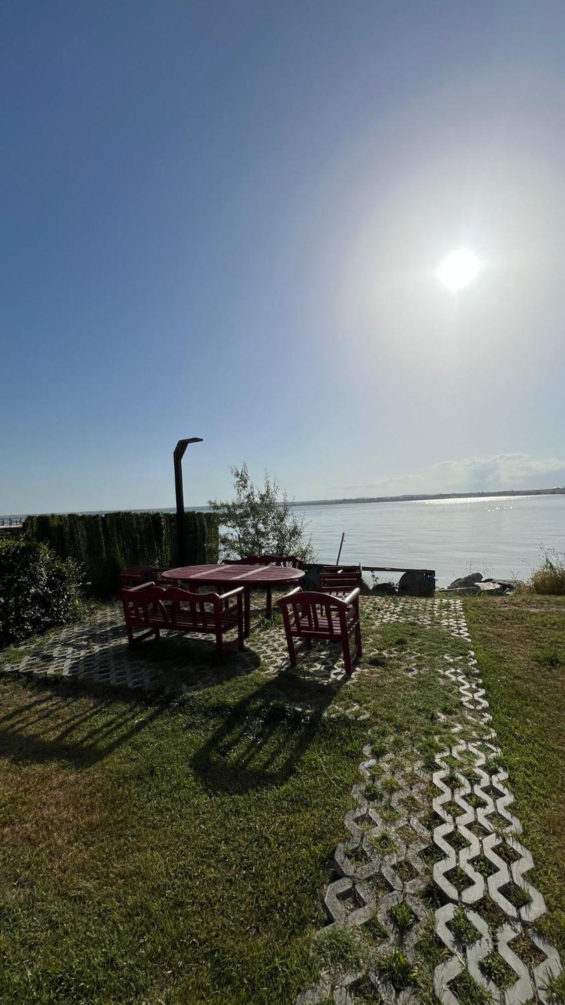 מאמאיה Lake View Nordis מראה חיצוני תמונה